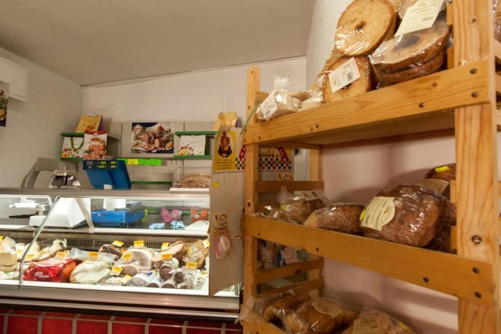 Camping & Residence Il Pioppeto 바스토 외부 사진